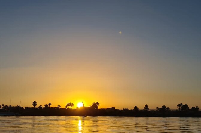 Amazing Sunset sailing by Felucca in Luxor -2 Hours (Private) - Tea, crew teamwork, and why service matters here