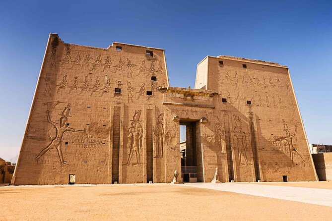 Aswan: Edfu and Kom Ombo Day Tour with Luxor Transfer - Morning pickup and the air-conditioned car ride to Edfu