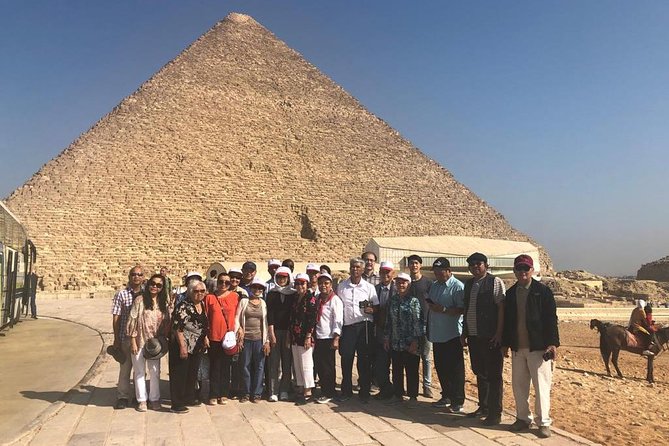 Cairo 8 Hour Private Tour of Pyramids, Egyptian Museum and Bazaar - Key Points That Matter for Your Day