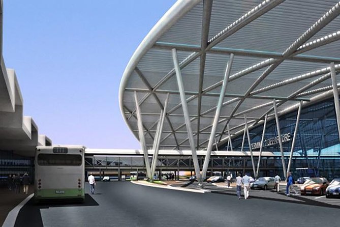 Cairo Airport Private Arrival Transfer - The transfer flow: from customs chaos to your driver