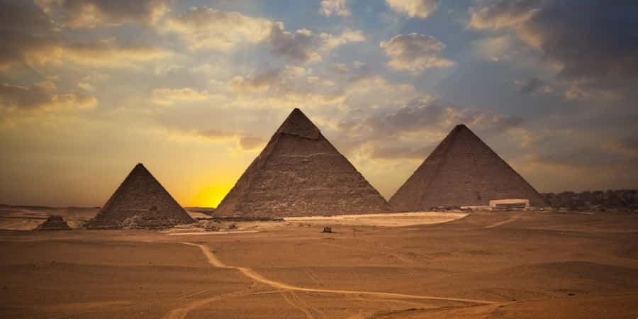 Cairo: Memphis, Sakkara and Dahshur Pyramids Day Tour - Dahshur Bent and Red Pyramids: Where Design Mixes With Adventure