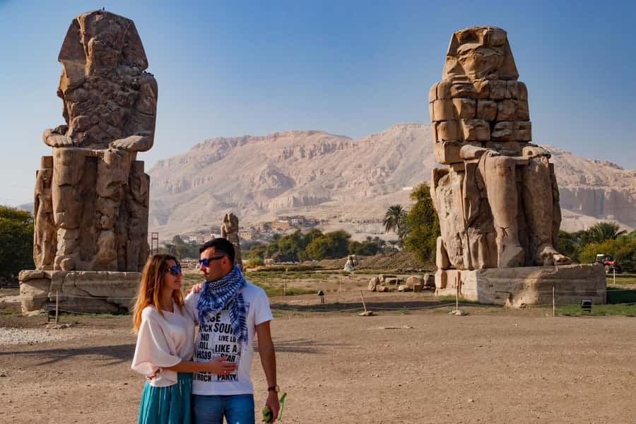 Cairo: Private Luxor Day Tour with Entrance fees by Flights - Valley of the Kings and the Hatshepsut terraces: The West Bank payoff