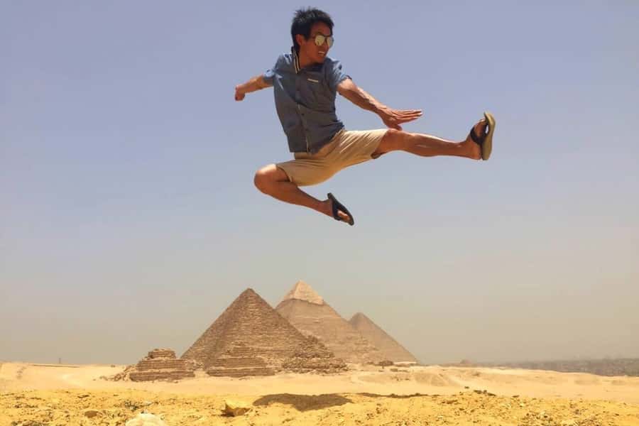 Cairo: Private Pyramids, Museum & Bazaar Tour with Lunch - The big idea: a private day that hits the must-sees