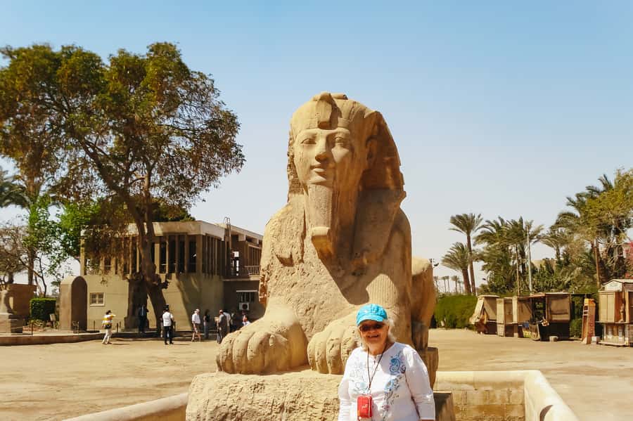 Cairo: Pyramids, Sakkara & Memphis Tour with Lunch - Memphis: where Ramses II and the alabaster Sphinx connect the dots