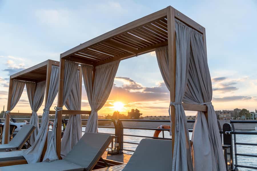From Aswan: 3-Day Cruise to Luxor with Hot Air Balloon - The Boat and Meals: Real Comfort on a Busy Route