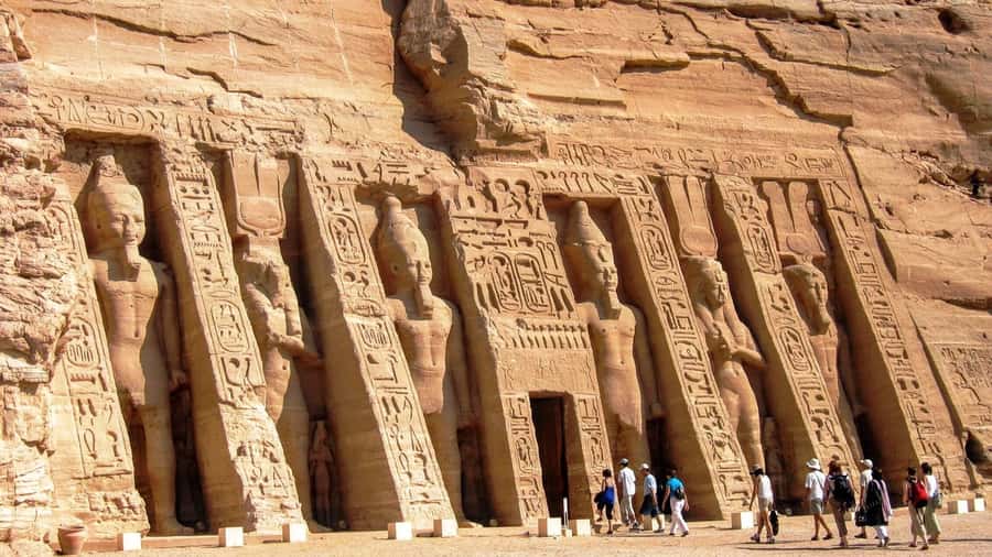 From Aswan: Abu Simbel Temple Day Trip with Hotel Pickup - Key things to know before you go