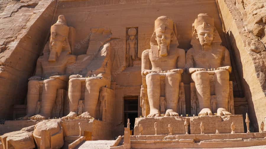 From Aswan: Abu Simbel Temple Day Trip with Hotel Pickup - Great Temple first impressions: what to focus on at Abu Simbel