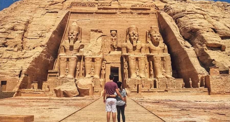 From Aswan:4 Days Nile Cruise Luxor Abu Simbel & Air Balloon - Quick hits before you commit