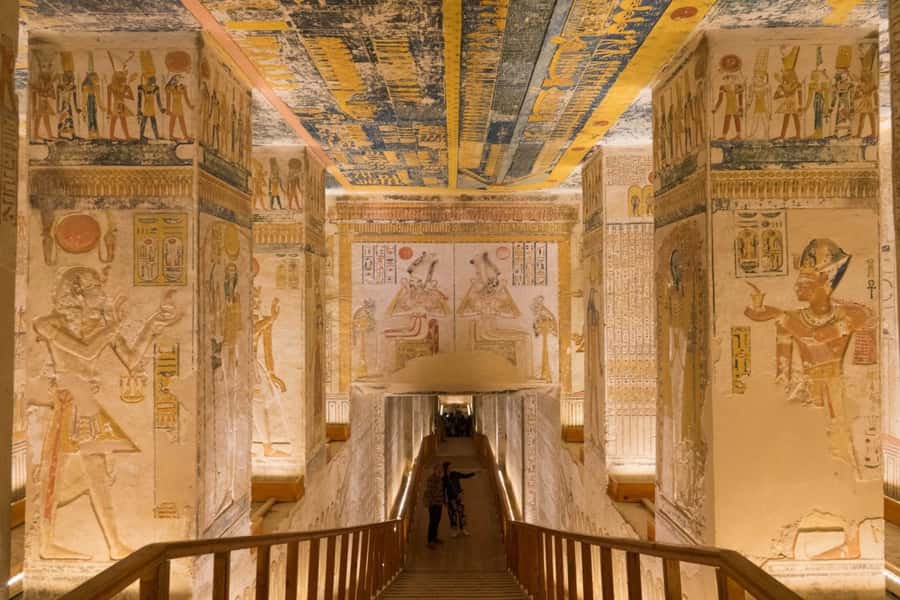 From Aswan:4 Days Nile Cruise Luxor Abu Simbel & Air Balloon - Day 3: Edfu’s Temple of Horus and Luxor Temple at Night