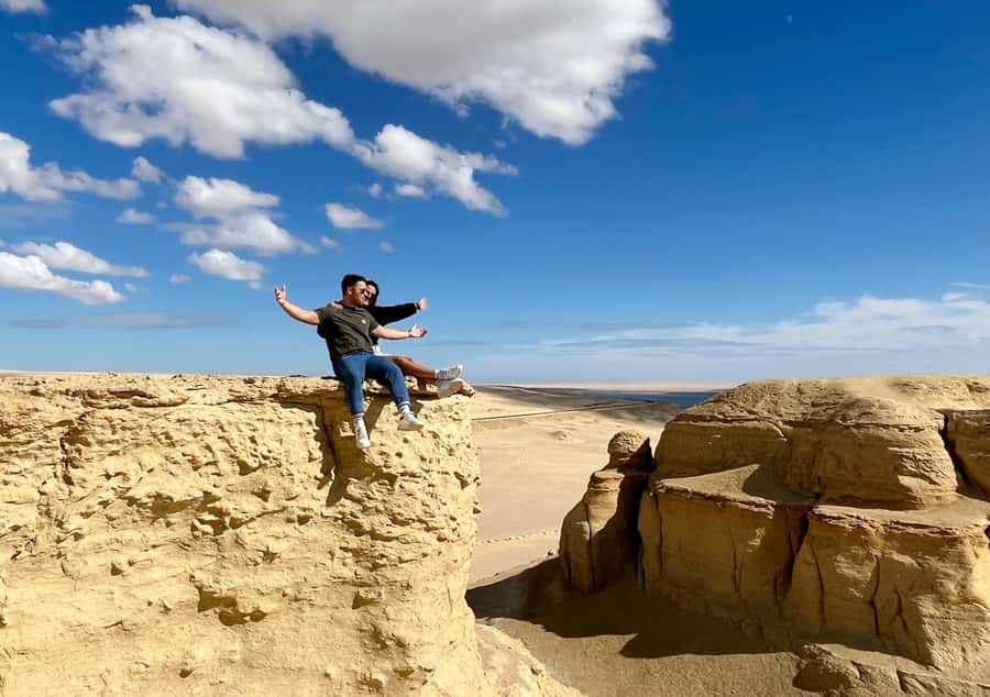 From Cairo: Desert Safari, Camel Ride, Magic Lake, & Lunch - Mudawara Mountain (Jabal El Medawara): panoramic views for photo fans