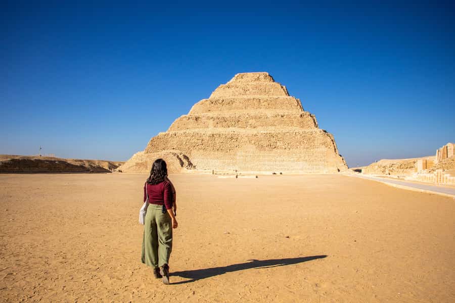 From Cairo: Pyramids of Giza, Sphinx, Saqqara & Memphis Tour - Saqqara: Zoser’s Step Pyramid and the start of pyramid ambition