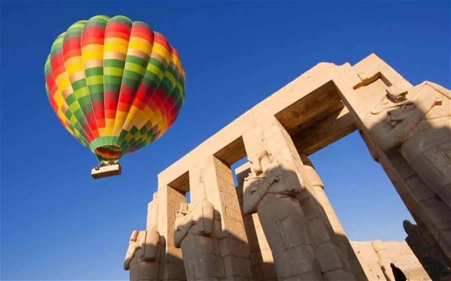 From Luxor: 3-Night Nile Cruise to Aswan and Hot Air Balloon - Day 1 in Luxor: Karnak, Luxor Temple, Felucca Breeze, and Folklore Night