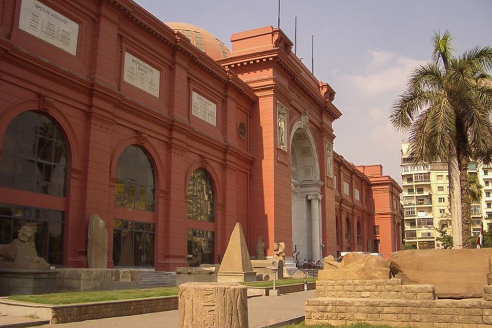 From Sharm El-Sheikh: Cairo's Pyramids: Full-Day By Flight - Giza Plateau route: pyramids, Valley Temple, and the Sphinx moments you’ll remember