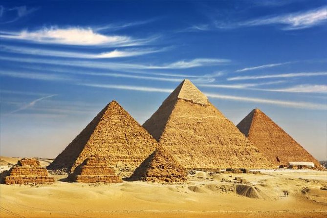 Full-Day Tour to Giza Pyramids, Memphis, and Sakkara - Memphis: where Ramses II and the Alabaster Sphinx fit the story