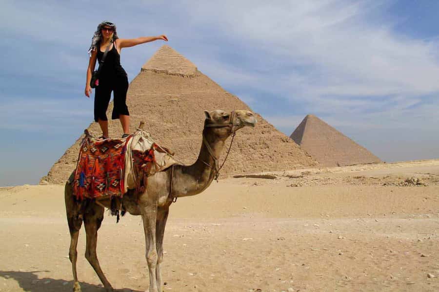 Giza Pyramids and Sphinx: Half-Day Private or Group Tour - Giza Pyramids Visit: Cheops, Chephren, and Mykerinos in a Focused Route