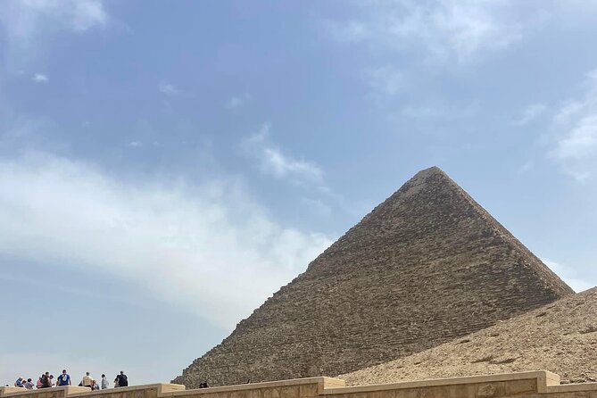 Giza Pyramids,Sphinx,Camel Ride,ATV Bike,Shopping, Dinner cruise - The Giza circuit: Cheops and Khafre with real scale in mind