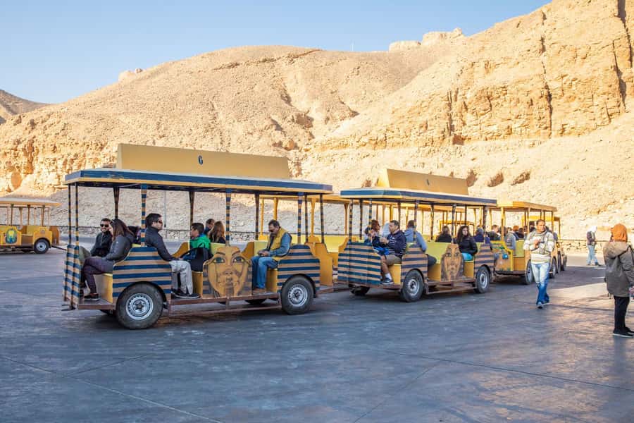 Hurghada: 2-Day Luxor Tour with Hotel, Balloon, & Boat Ride - Sunset felucca on the Nile: slow water, good photos
