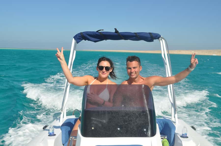 Hurghada: 6 Islands Tour with Dolphin Watching & Snorkelling - Giftun National Park snorkeling: reefs first, then the wreck
