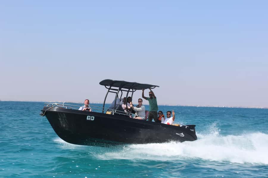 Hurghada: 6 Islands Tour with Dolphin Watching & Snorkelling - Magawish Islands: beach time plus the small-island pool moment
