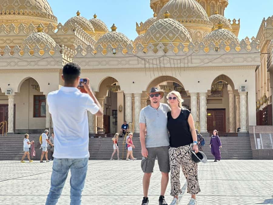 Hurghada: City Guided Tour with Local Market Stop - Key reasons this Hurghada city tour feels worth your time
