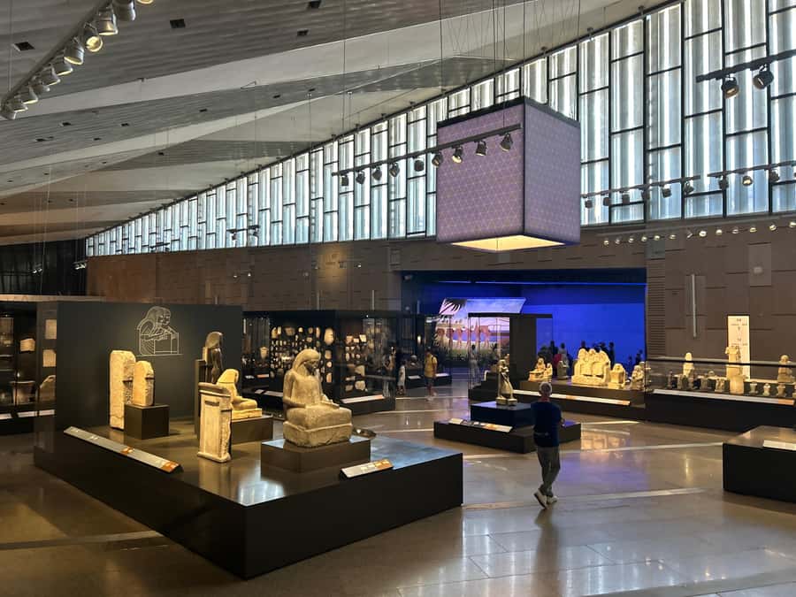 Hurghada: Grand Egyptian Museum, Pyramids & Sphinx Day Tour - Guides matter here: what to expect from the tour team