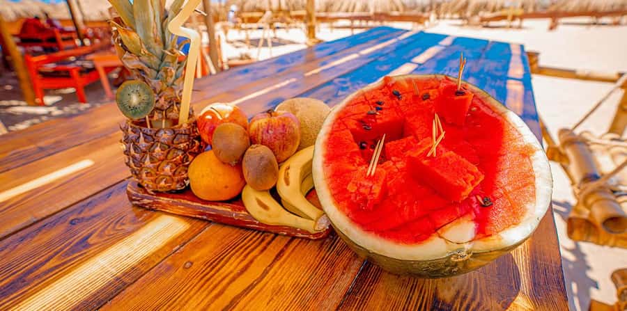Hurghada: Hula Hula Island Boat Trip with Snorkeling & Lunch - Who this tour fits best (and who should skip it)
