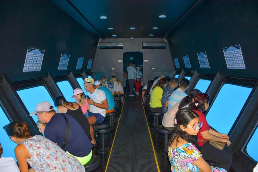 Hurghada: Panoramic Semi-Submarine Cruise with Snorkeling - Snorkeling from the Red Sea floating station: how it works
