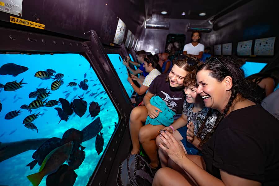 Hurghada: Panoramic Semi-Submarine Cruise with Snorkeling - Who should book this semi-sub and snorkeling tour?