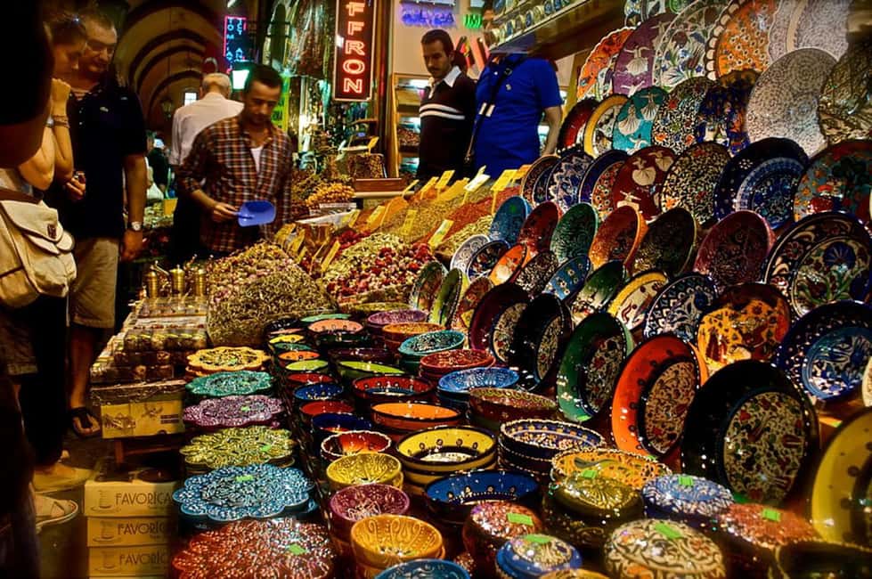 Hurghada: Private or Shared City Tour with Guide & Shopping - The Guided Route: El Mina Mosque to St. Shenouda Church