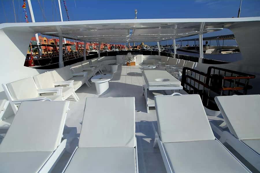 Hurghada: Royal Orange Bay with Massage, Snorkeling & Lunch - Hurghada’s Royal Orange Bay trip: what makes it different