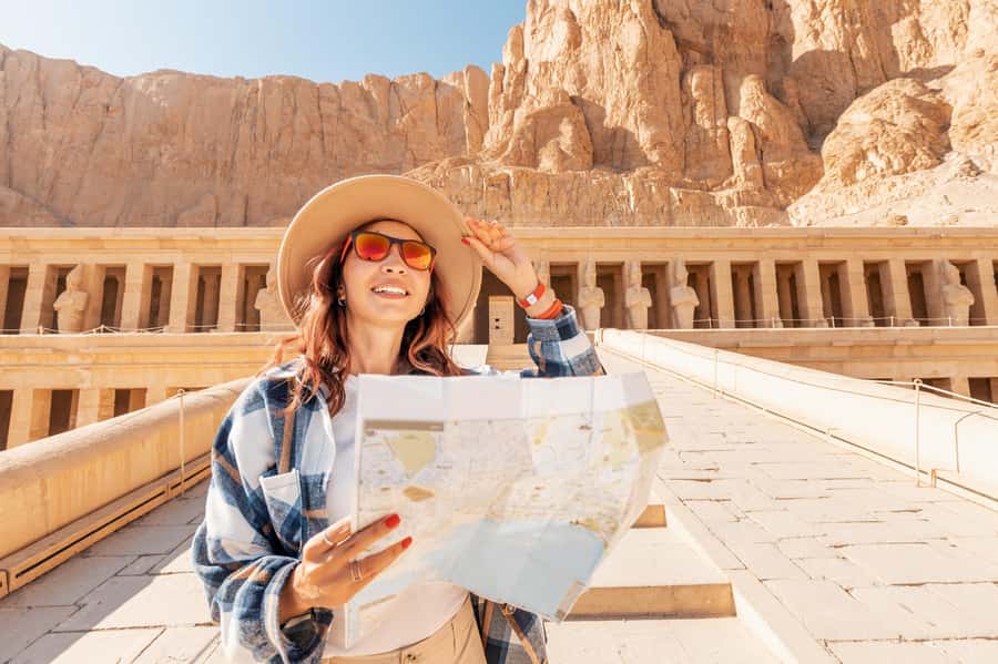 Hurghada: Small-Group Luxor Highlights & Tut Tomb Day Tour - Hurghada to Luxor: A 15-hour day built on real transport time