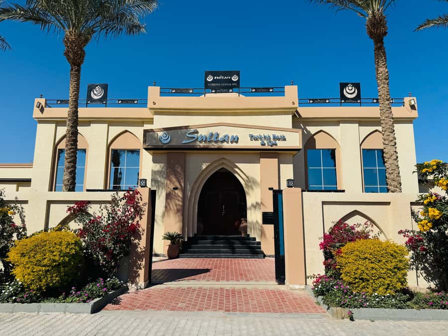 Hurghada: Sultan Cleopatra- Turkish Bath&Spa With Transfer - The circuit inside: salt room, sauna, steam room, then hammam