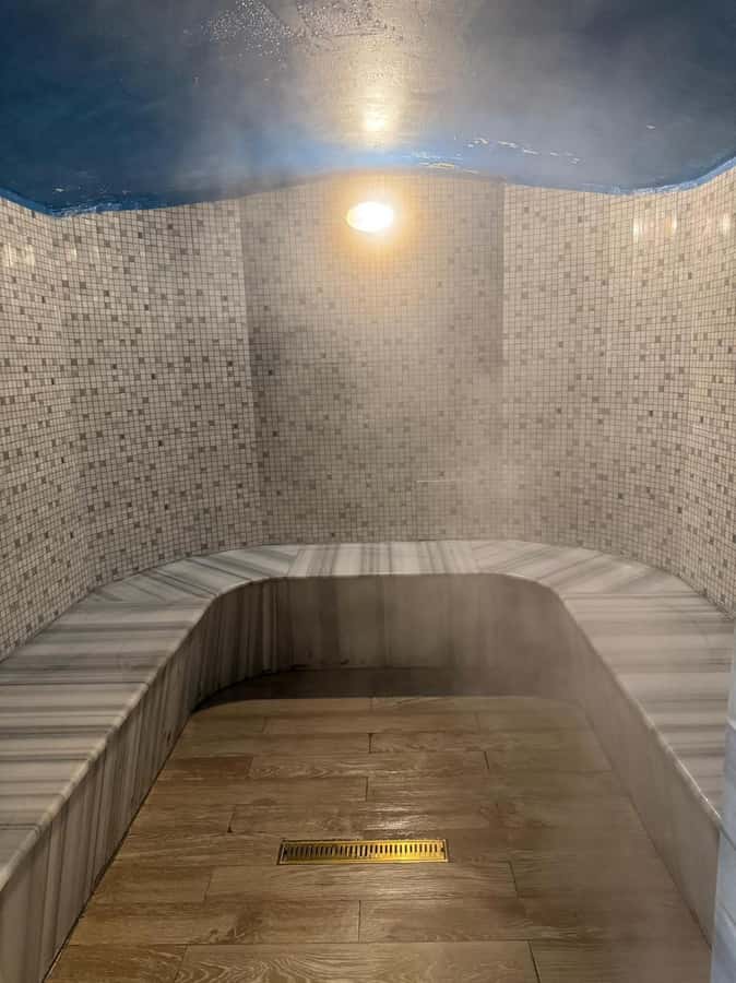 Hurghada: Sultan Cleopatra- Turkish Bath&Spa With Transfer - Cleanliness, staff attitude, and the language gap you can handle