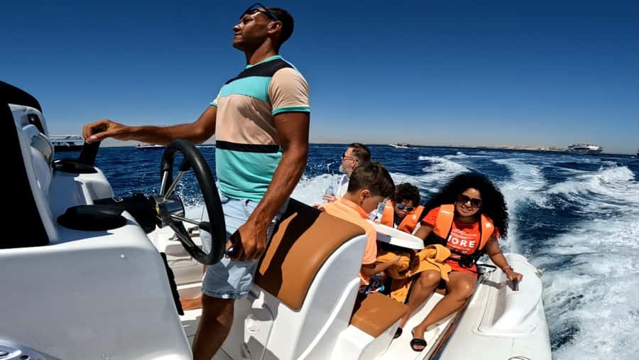Hurghada: White Island Speedboat Tour, Snorkeling, & Lunch - Hurghada to White Island: what the day actually feels like