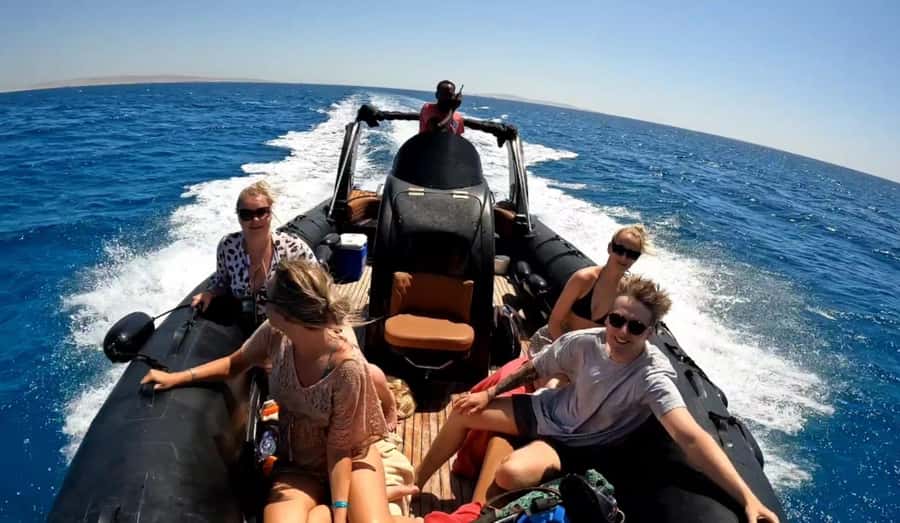 Hurghada: White Island Speedboat Tour, Snorkeling, & Lunch - The speedboat ride: short cruises, onboard comfort
