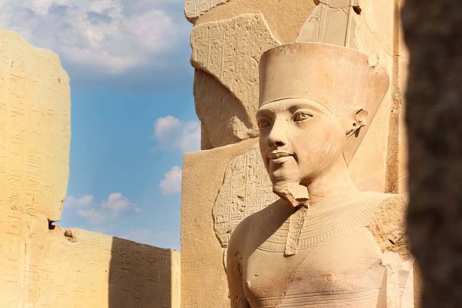 Luxor Day Trip from Hurghada Small Group & Tutankhamun Tomb - Hatshepsut’s Temple: the woman Pharaoh lesson you can feel