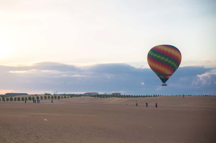 Luxor: Deluxe Sunrise Hot Air Balloon - Value check: what you get for about $64