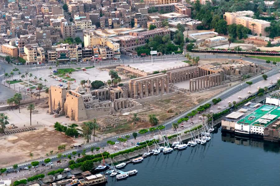 Luxor: Hot Air Balloon Ride with Full-Day Sights Tour - Getting ready: pickup and the early-morning rhythm