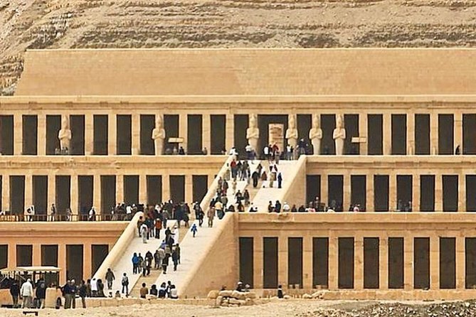 Luxor: Valley of Kings, Hatchepsut Temple ,Karnak & Luxor-DayTour - Stop 2: Deir el-Bahari and Hatshepsut’s Temple Scale