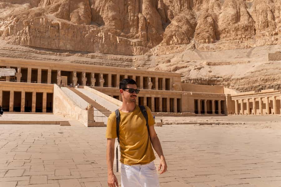 Luxor: West Bank Kings and Queens All-Inclusive Tour & Lunch - Pickup, private transport, and the ticket-line time saver