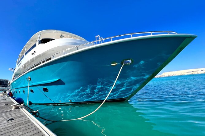 Luxury Cruise inc. Snorkeling/Massage/Island/water sport & Lunch - Lunch on board: the buffet breakdown (and the vegetarian reality)