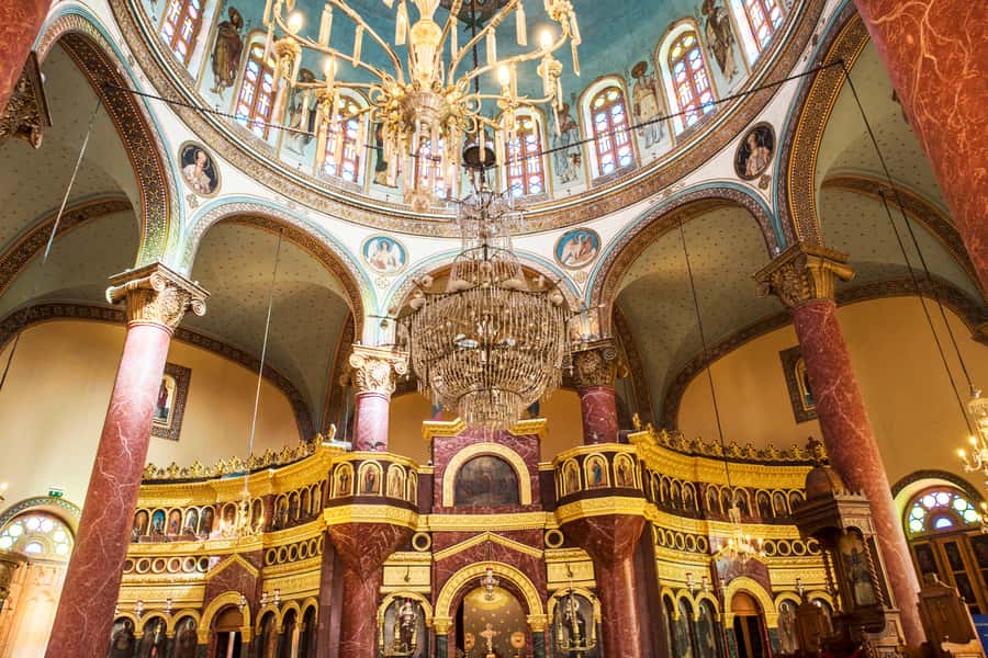 Old Cairo: Full-Day Islamic and Coptic Cairo Tour with Lunch - The Hanging Church (Al-Muallaqa): the stop that sticks with you