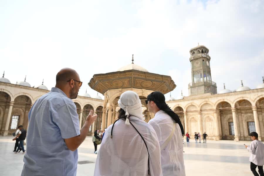 Old Cairo: Full-Day Islamic and Coptic Cairo Tour with Lunch - Salah al-Din Citadel and Muhammad Ali Mosque: power and style in stone