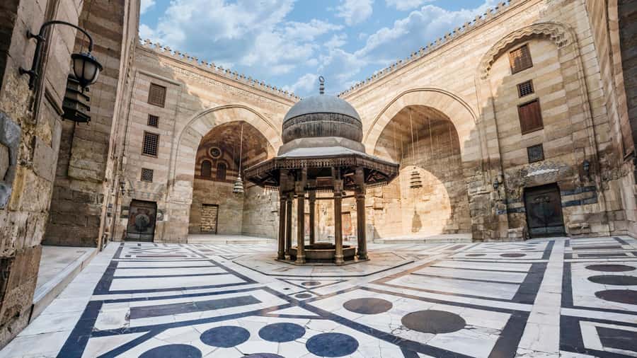 Old Cairo Guided Walk Tour: History, Culture & Street Bites - Key things that make this Old Cairo walk work