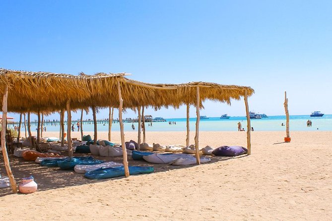 Orange Bay Island - The water sports stop: banana boat and inflatable sofa