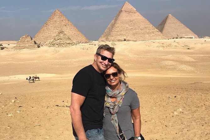 Private Full-Day Tour to Giza Pyramids,Sphinx,Memphis, and Saqqara - First Stop: Getting from Cairo to Giza Without the Headache