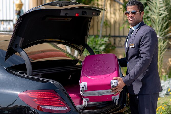 Private Transfer from Hurghada Airport to anywhere in Hurghada - Price value: $7.50 per person can be a bargain
