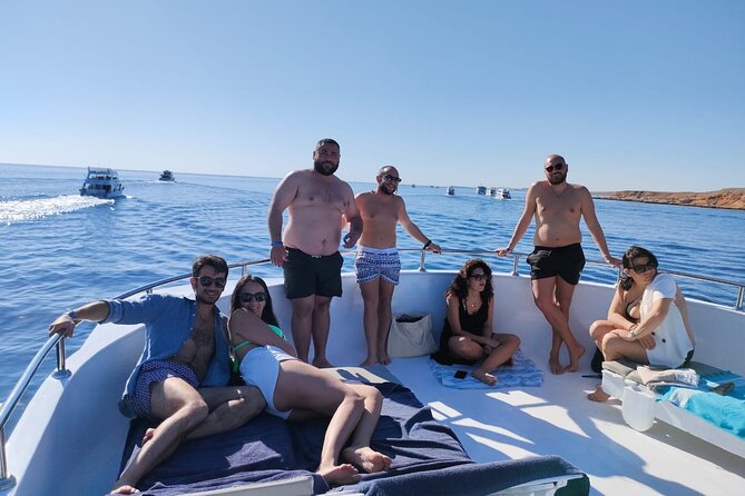 Ras Mohamed & White Island luxury Yacht Trip Sharm el Sheikh - Lunch on board: simple buffet, good for energy