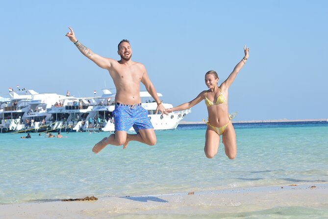Ras Mohamed & White Island luxury Yacht Trip Sharm el Sheikh - Getting there in Sharm: pickup timing and marina reality