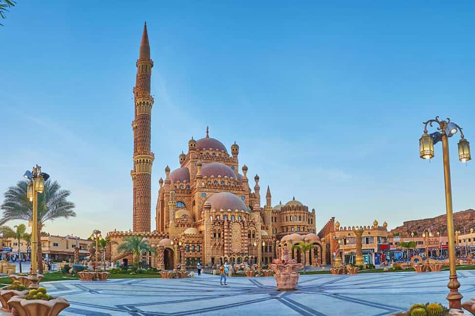 Sharm El-Sheikh: City Tour with Optional Seafood Meal - Naama Bay or SOHO Square: your sightseeing break
